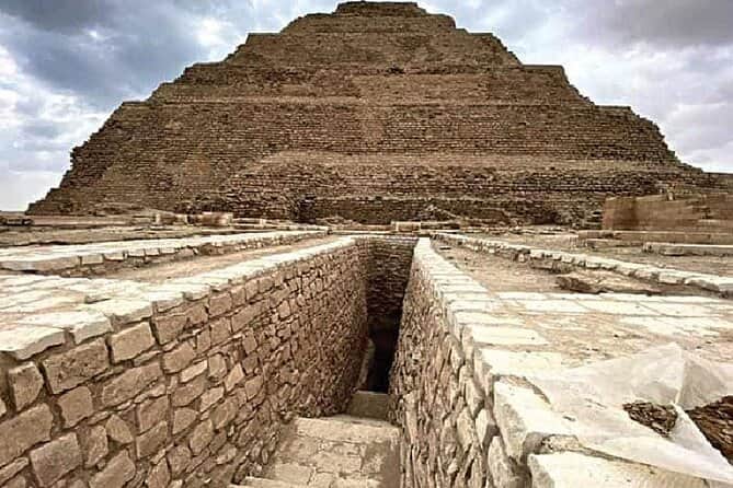 Half day Memphis & Sakkara