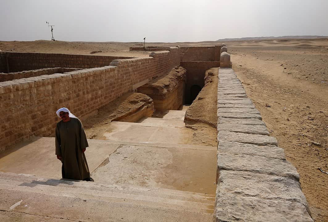 From Cairo: Half Day Sakkara New Discoveries Tour by Private Vehicle